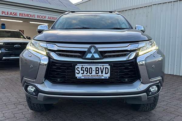 2017 Mitsubishi Pajero Sport Exceed QE thumb-17