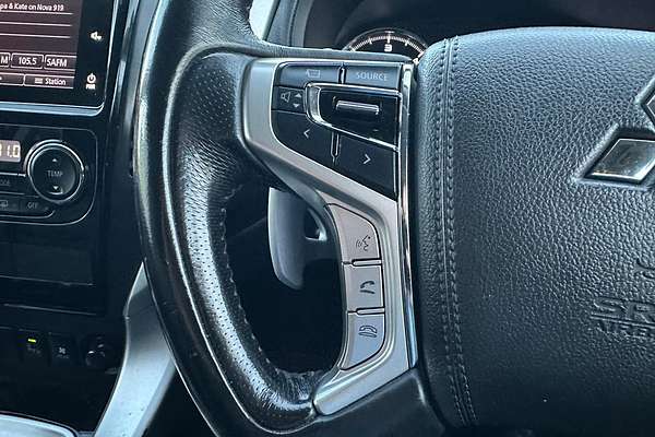 2017 Mitsubishi Pajero Sport Exceed QE thumb-22