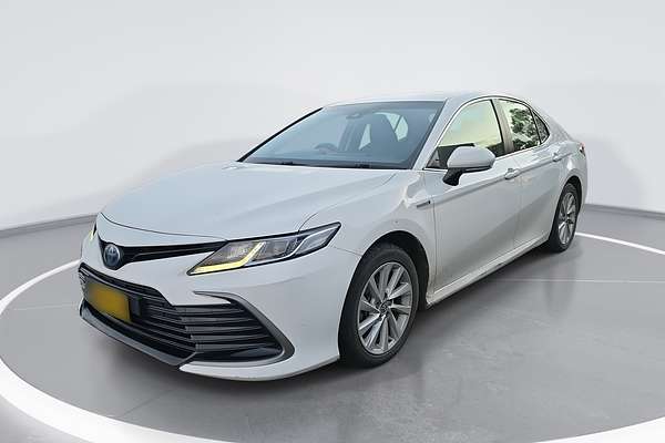 2021 Toyota Camry Ascent AXVH70R