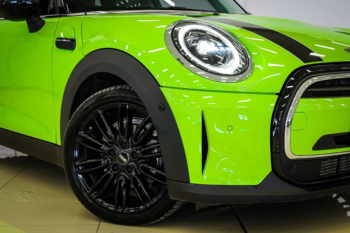 2022 MINI Hatch Cooper MINI Yours F55 LCI-2