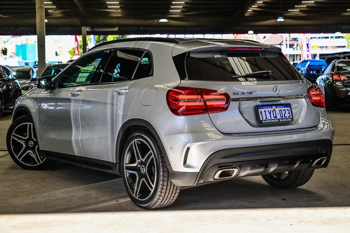 2018 Mercedes-Benz GLA-Class GLA180 X156