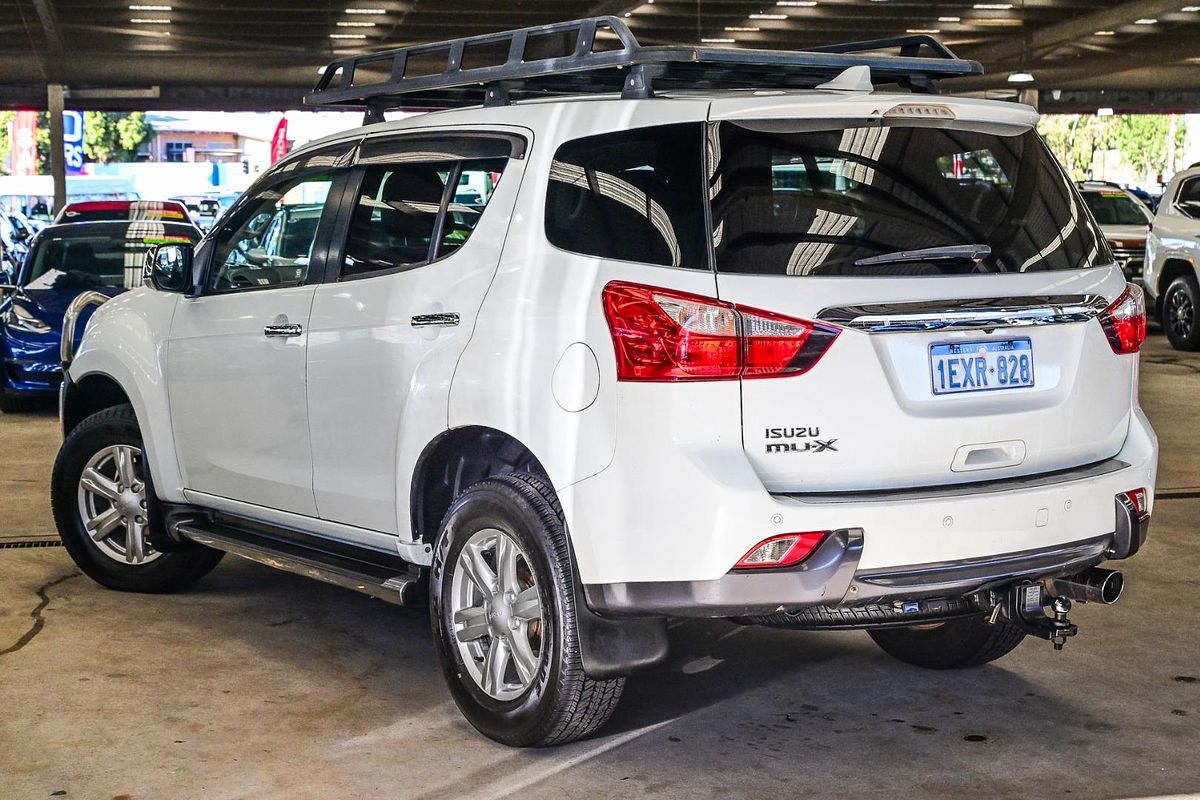 2015 Isuzu MU-X LS-T