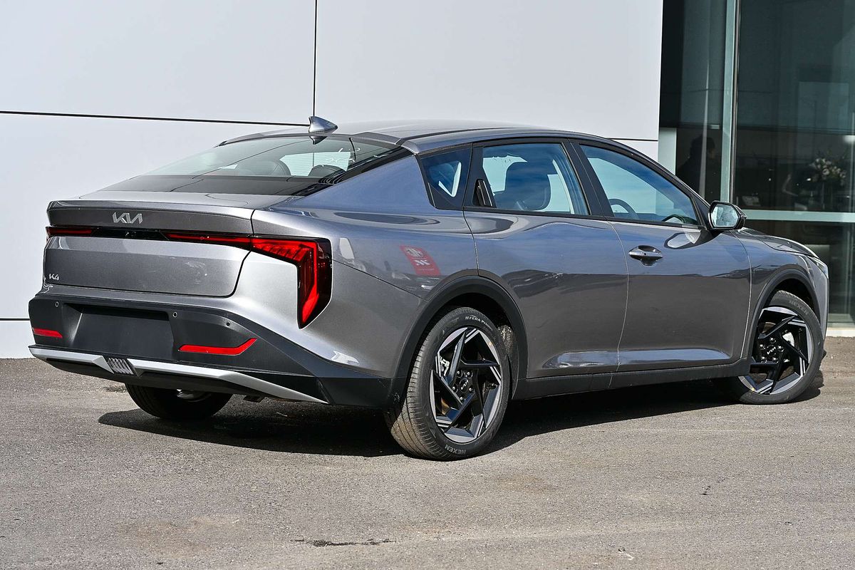 2025 Kia K4 Sport+ CL4m