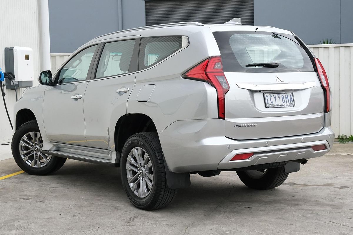 2024 Mitsubishi Pajero Sport GLX QF