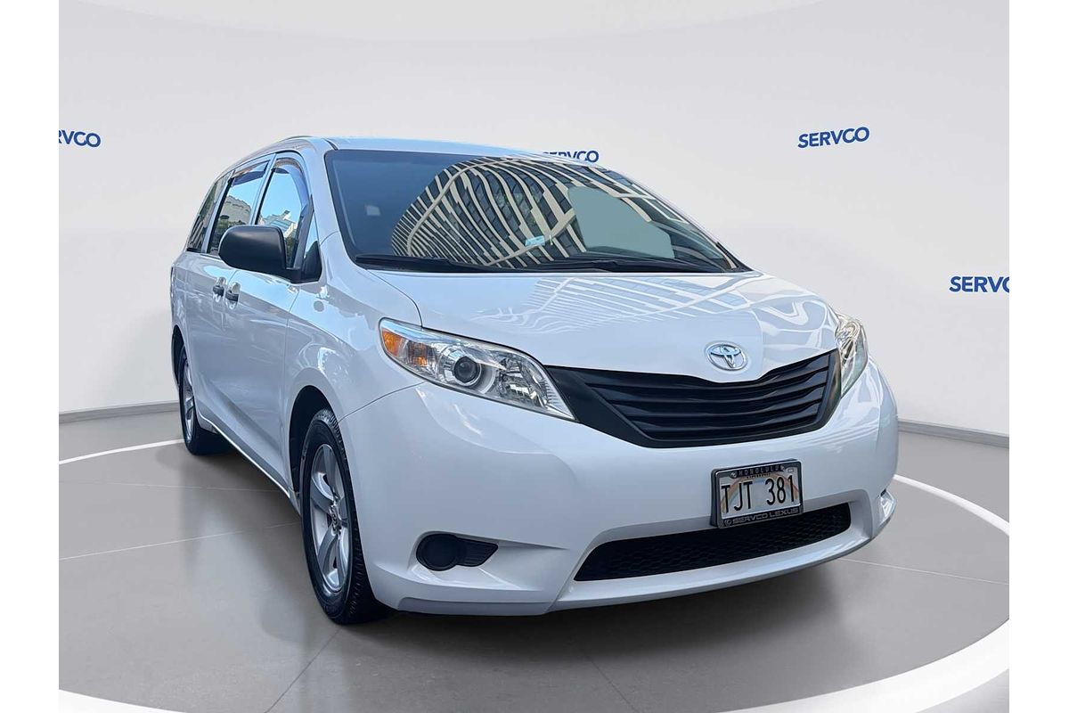 2017 Toyota SIENNA L