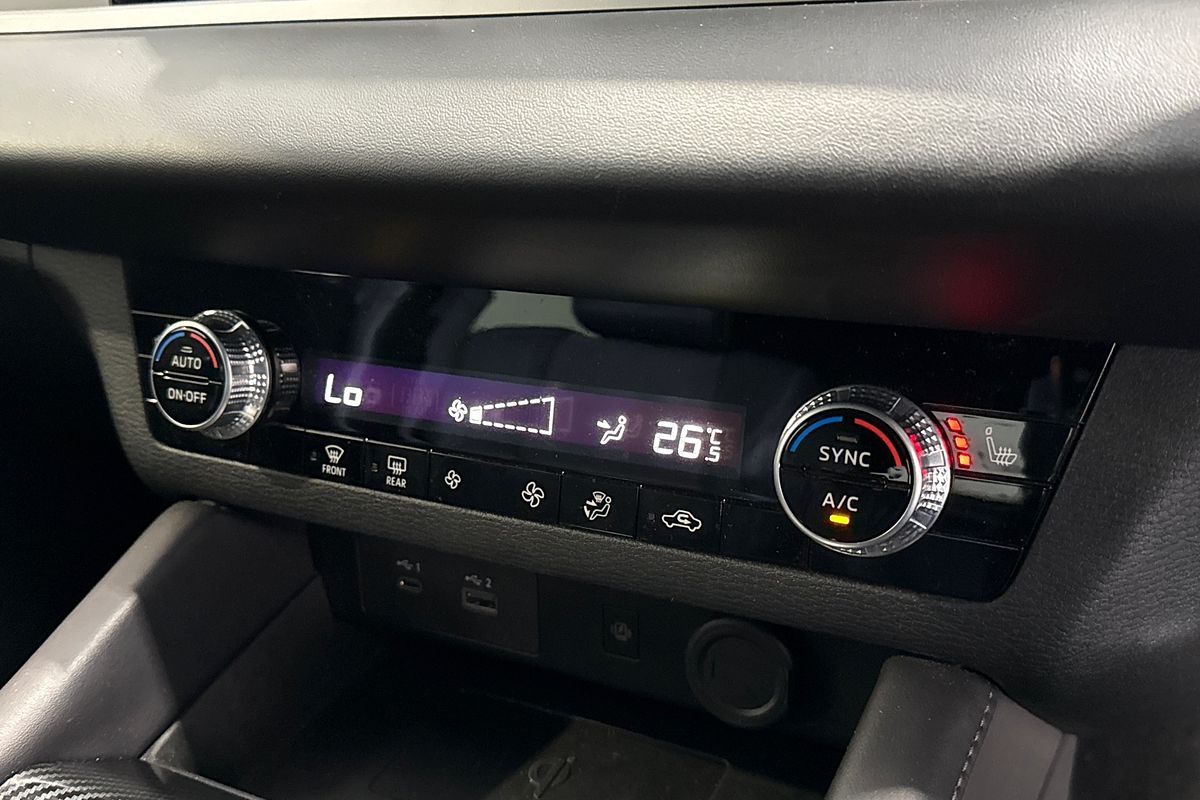 2023 Mitsubishi Outlander LS ZM