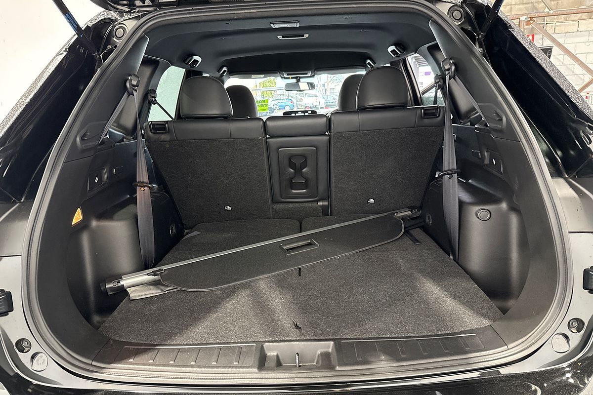 2023 Mitsubishi Outlander LS ZM