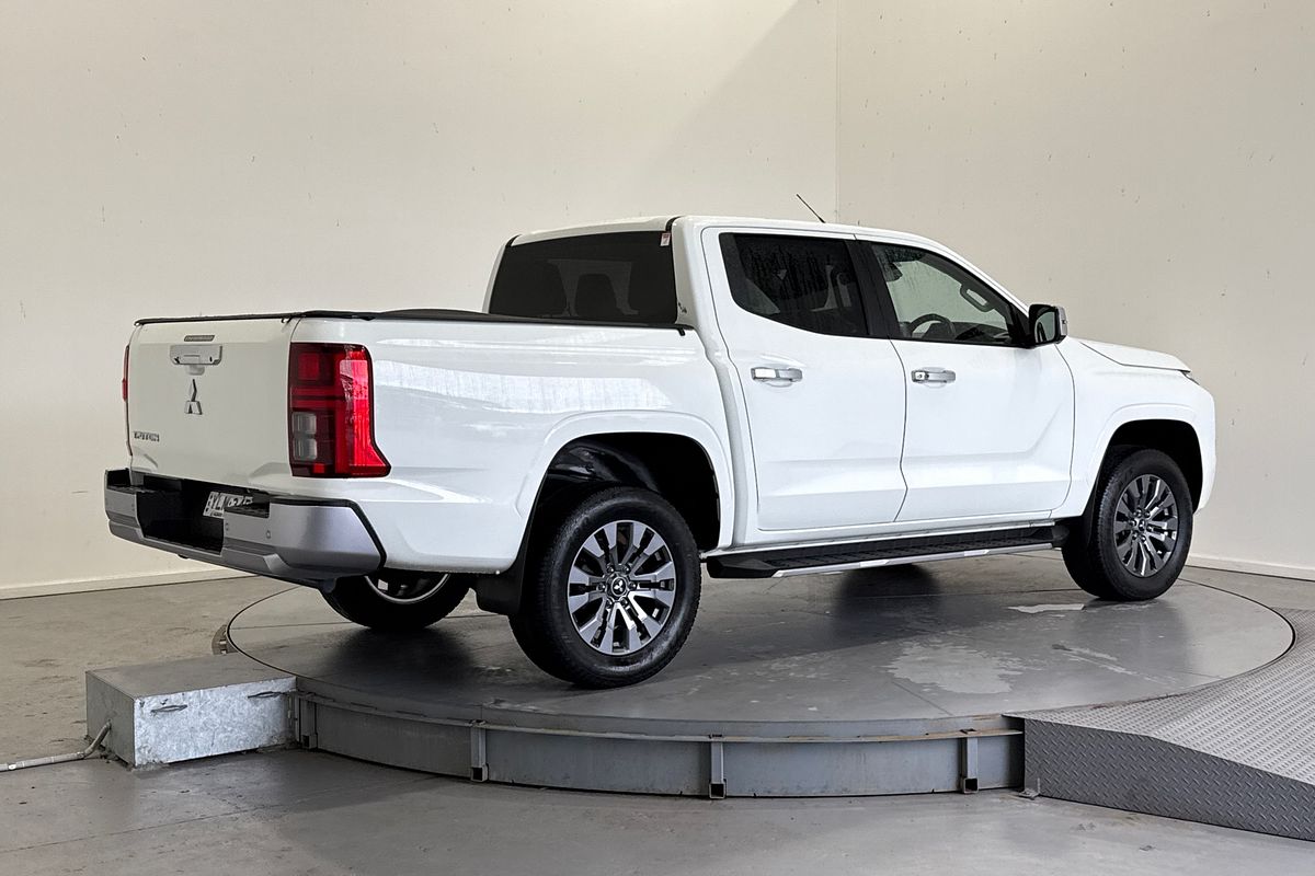2023 Mitsubishi Triton GLS MV