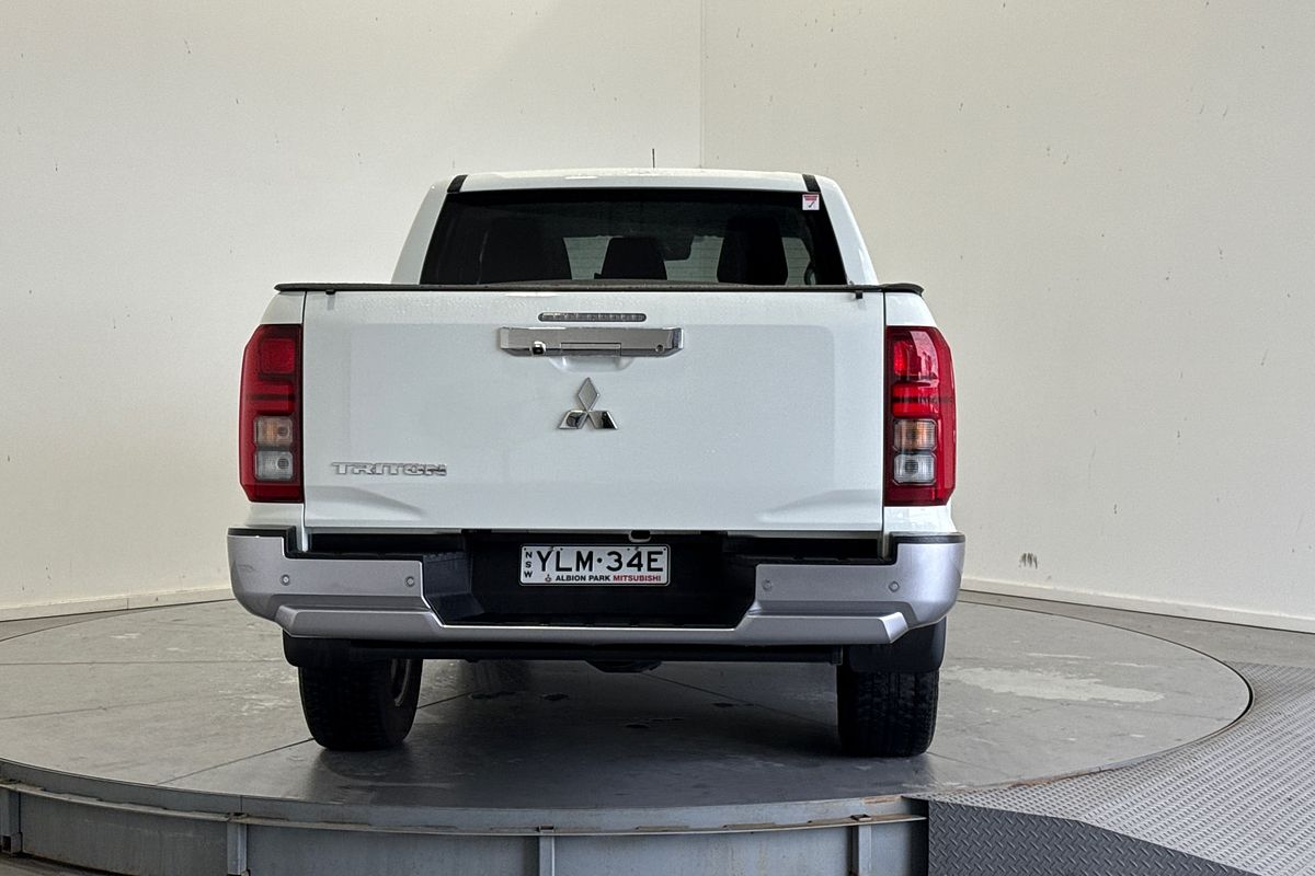 2023 Mitsubishi Triton GLS MV
