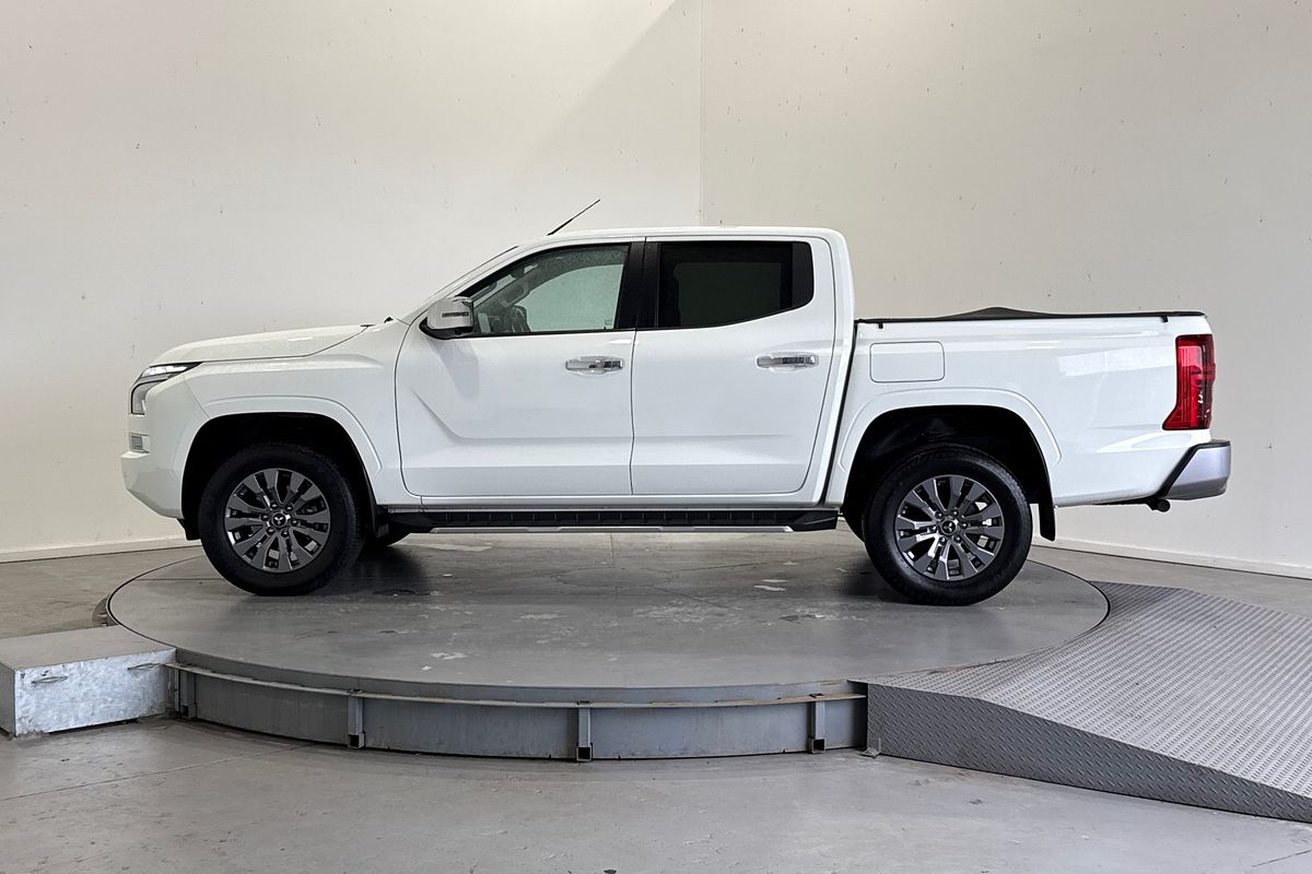 2023 Mitsubishi Triton GLS MV