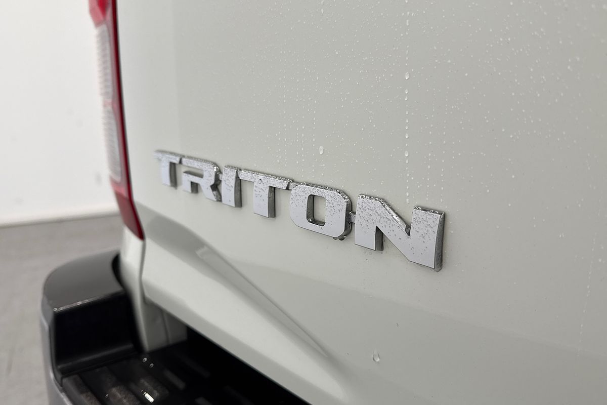 2023 Mitsubishi Triton GLS MV