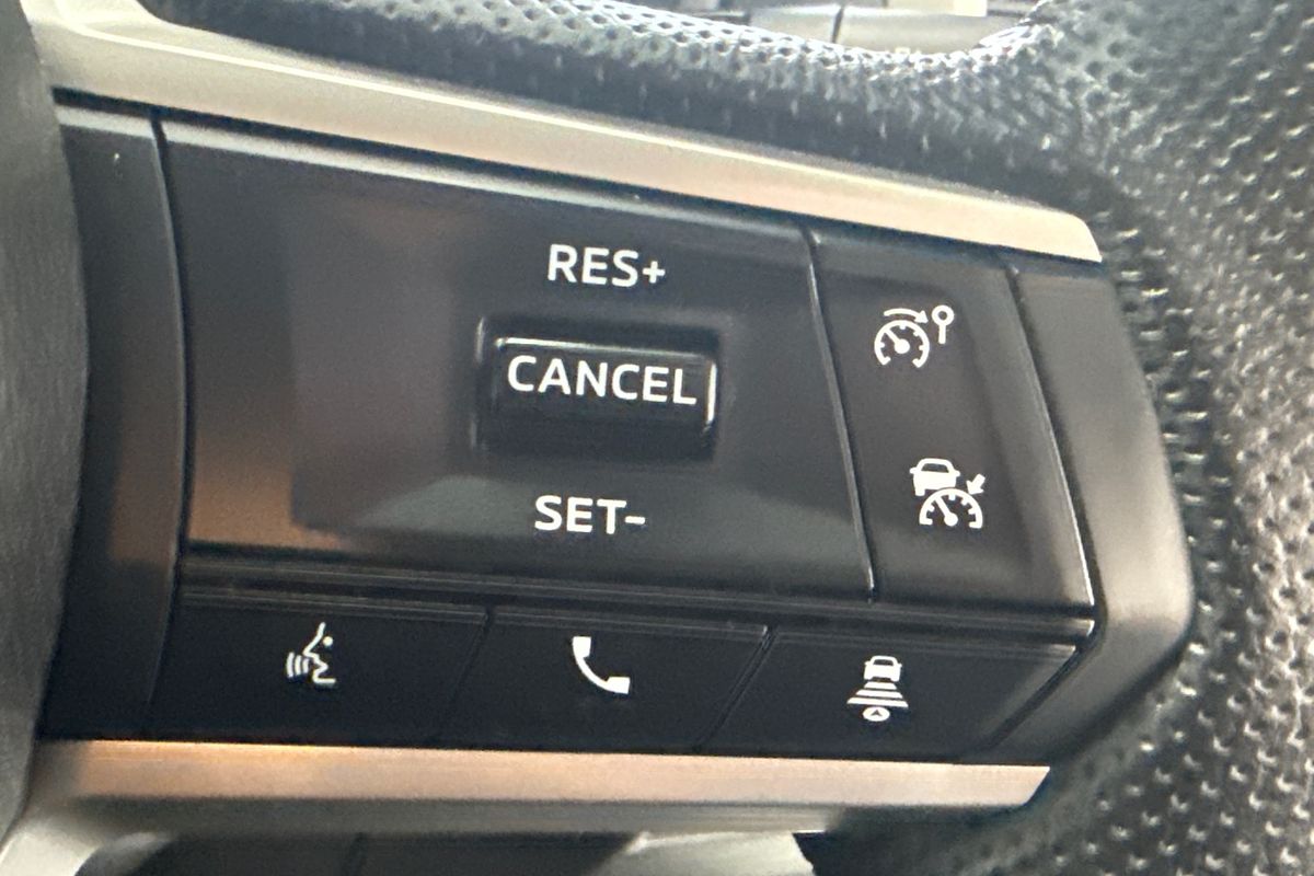 2023 Mitsubishi Triton GLS MV
