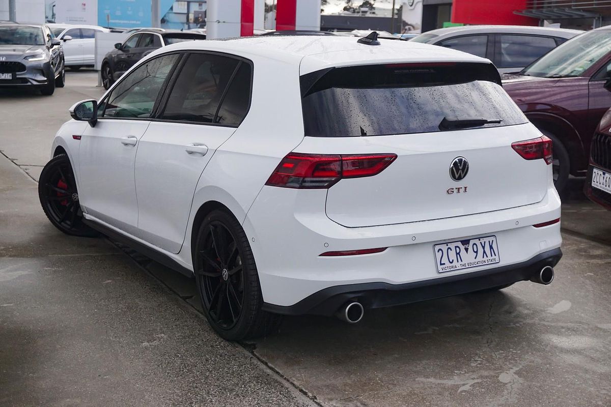 2022 Volkswagen Golf GTI 8