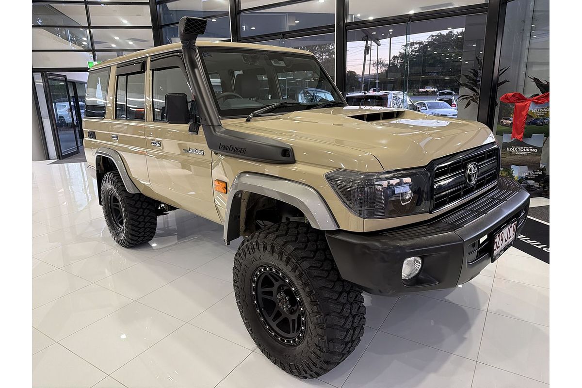 2023 Toyota Landcruiser GXL VDJ76R