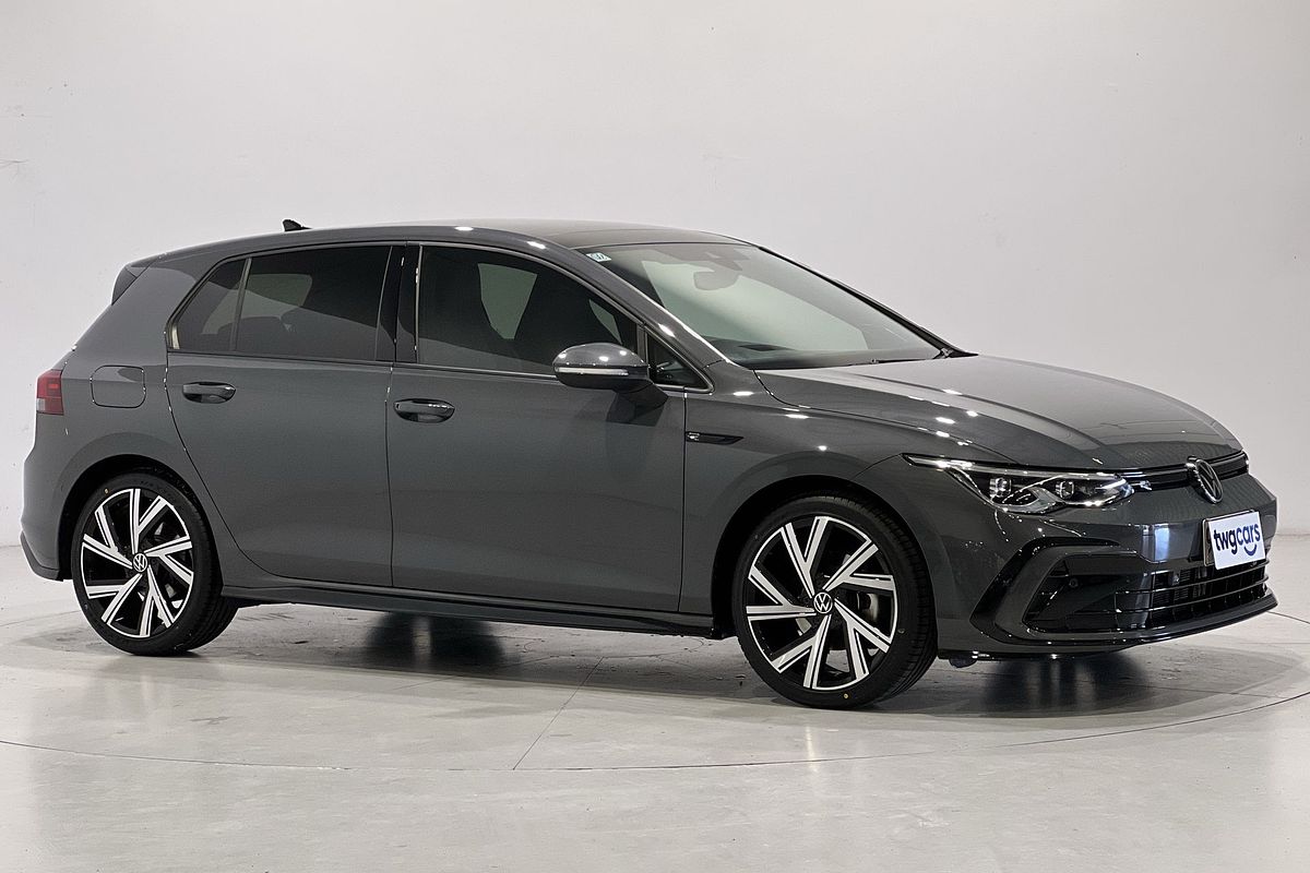 2022 Volkswagen Golf 110TSI R-Line 8