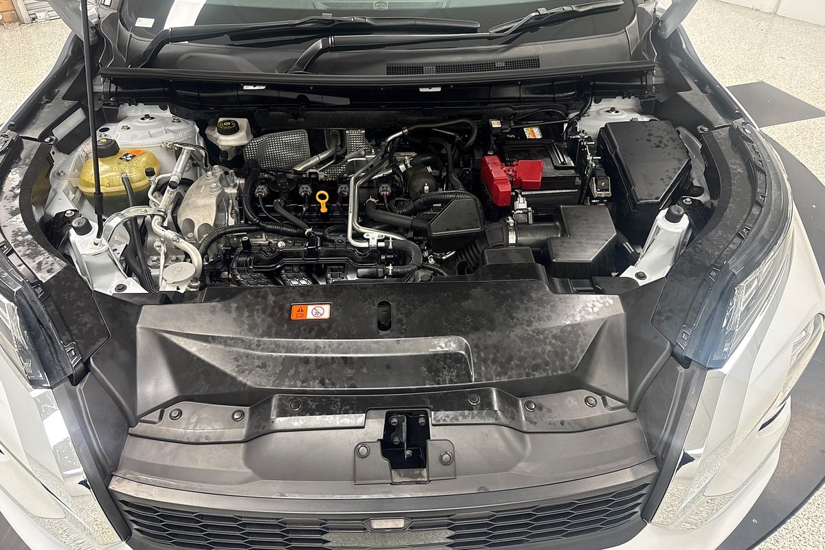 2023 Mitsubishi Outlander ES ZM