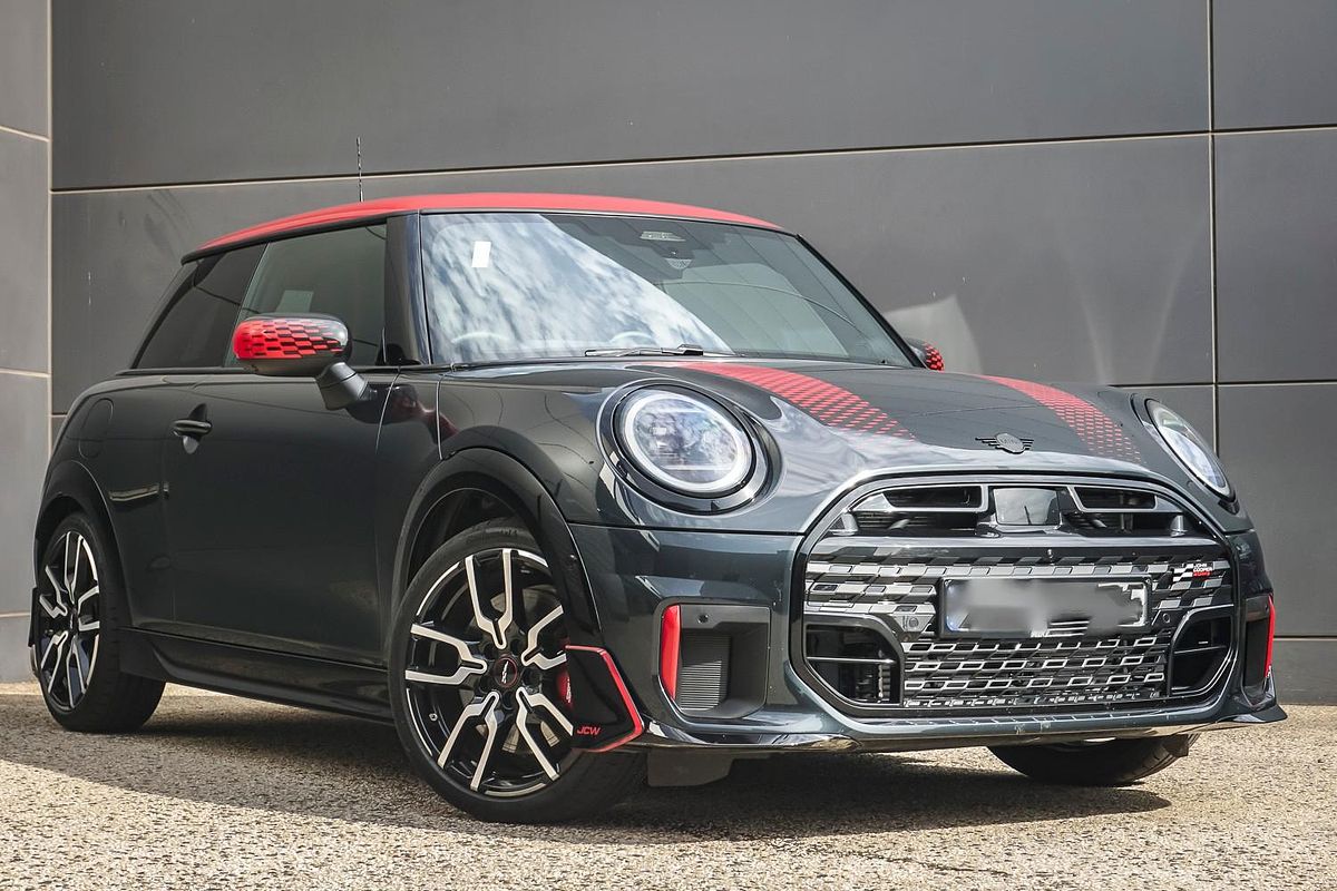 2025 MINI Cooper JCW Favoured F66