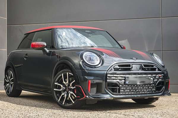 2025 MINI Cooper JCW Favoured F66