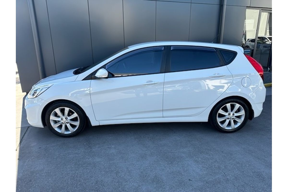 2018 Hyundai Accent Sport RB6