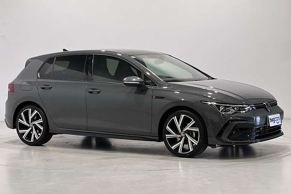 2022 Volkswagen Golf 110TSI R-Line 8