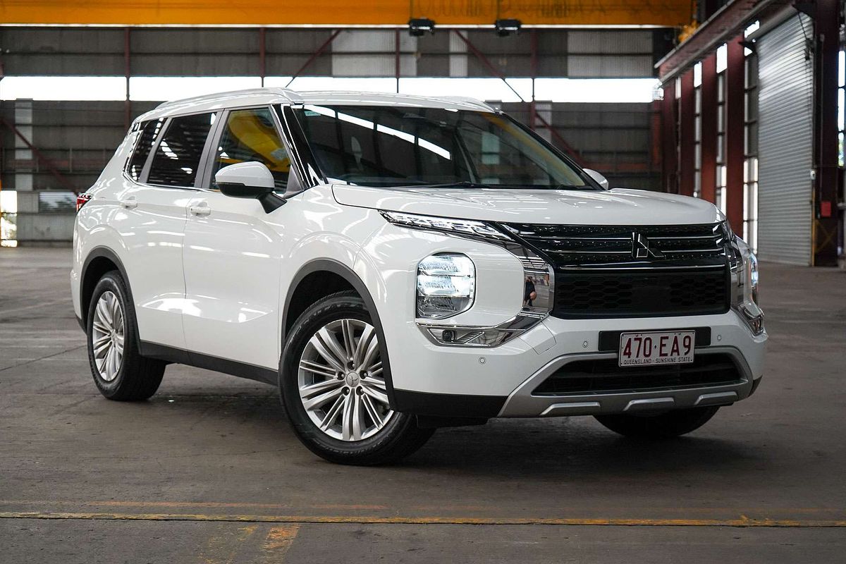 2022 Mitsubishi Outlander LS ZM