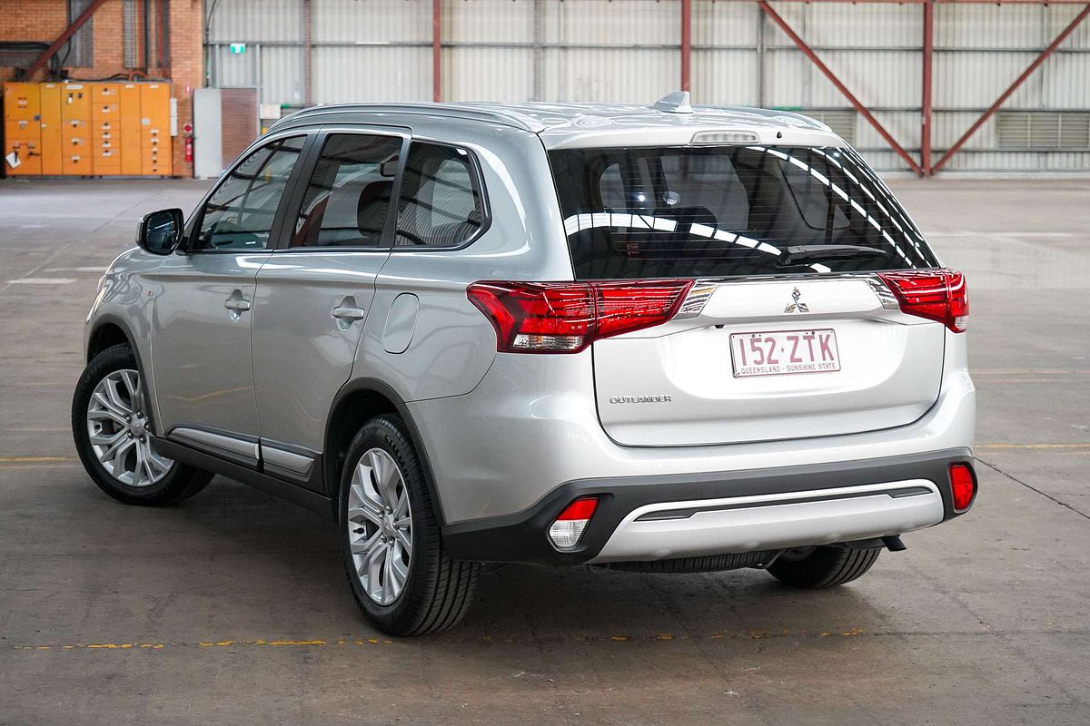 2020 Mitsubishi Outlander ES ZL