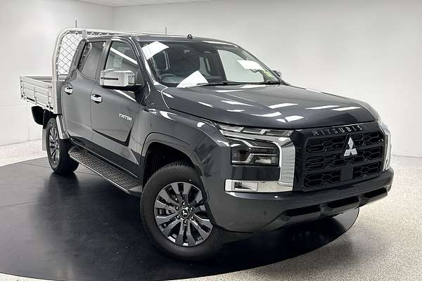 2025 Mitsubishi MV