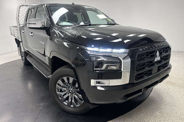 2025 Mitsubishi MV