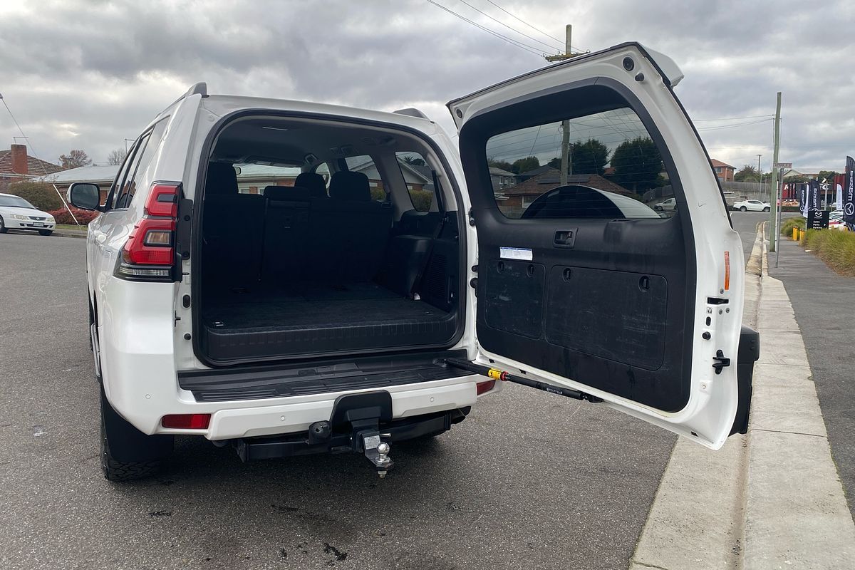 Prado GXL 2.8L T Diesel Automatic Wagon 4277430 005