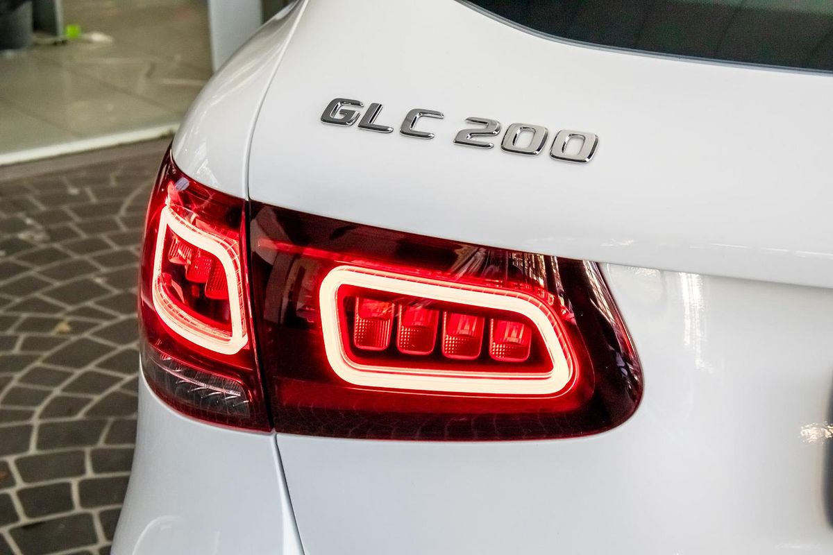 X253 802MY GLC200 WAG 5dr 9G 9 sp 2.0T