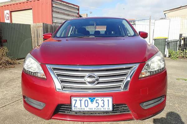 2013 Nissan Pulsar ST B17
