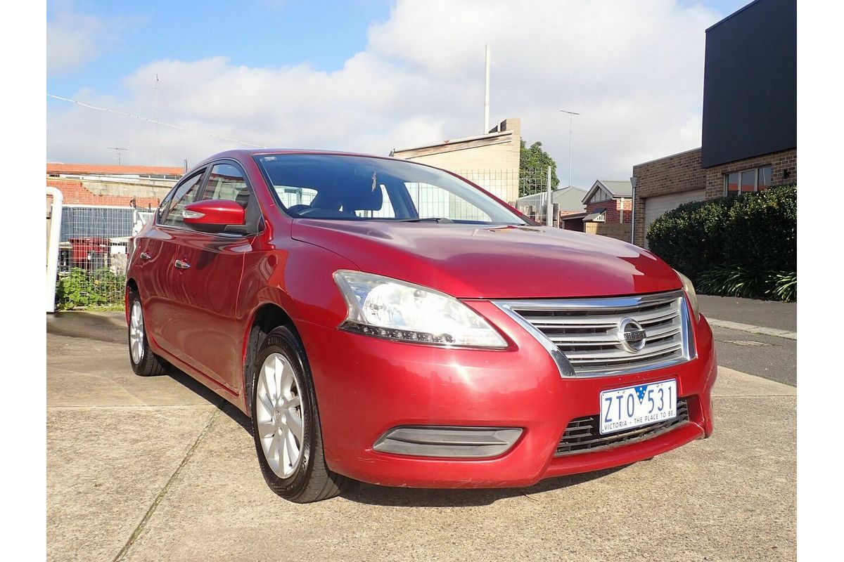 2013 Nissan Pulsar ST B17