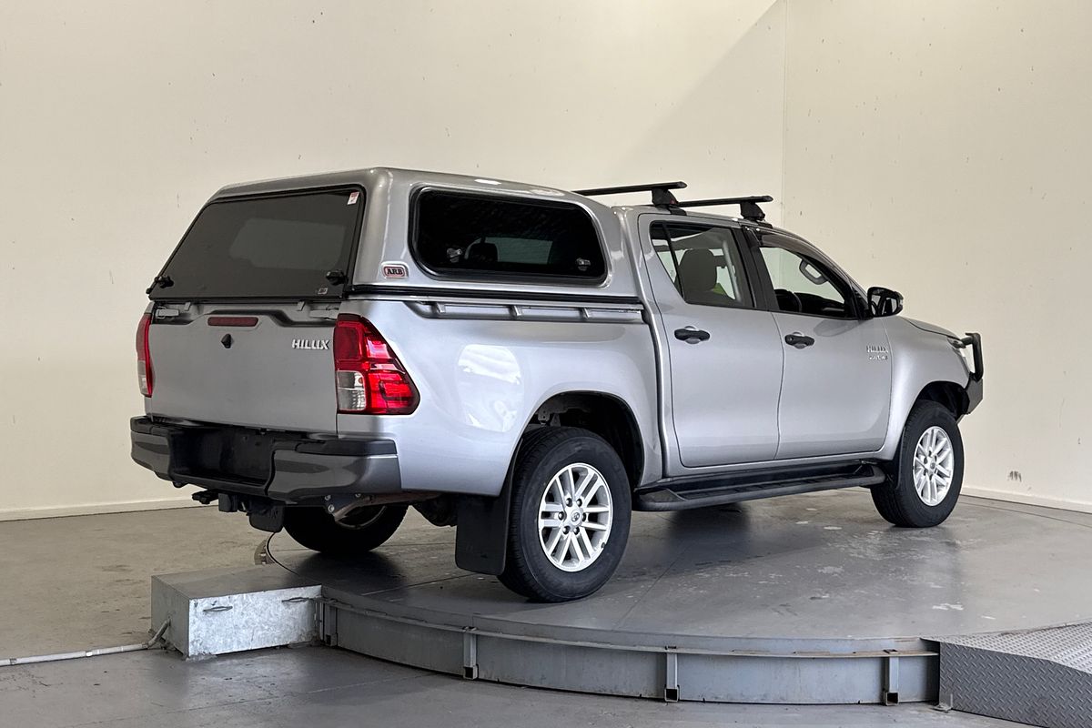 2018 Toyota Hilux SR (4x4) GUN126R MY17 4X4