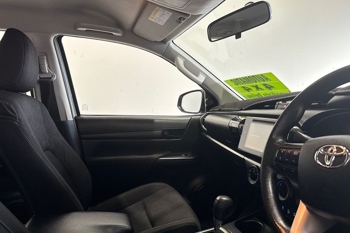 2018 Toyota Hilux SR (4x4) GUN126R MY17 4X4