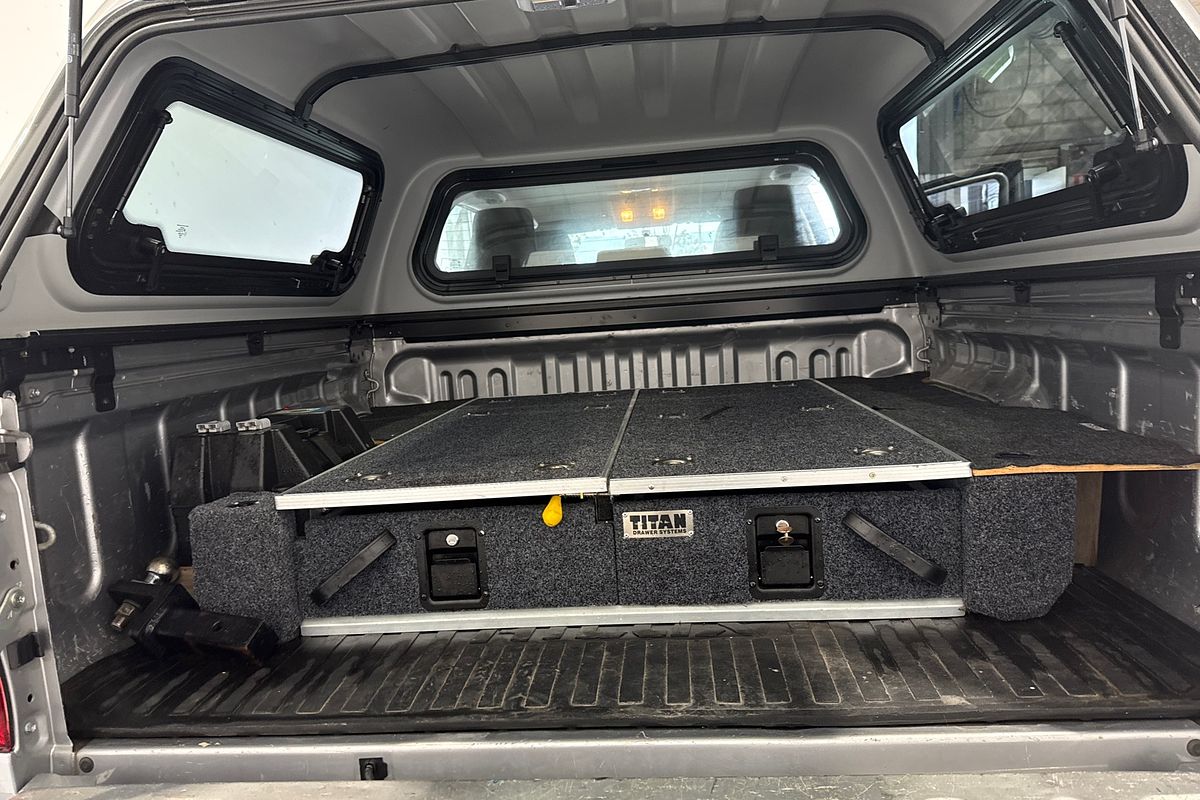 2018 Toyota Hilux SR (4x4) GUN126R MY17 4X4