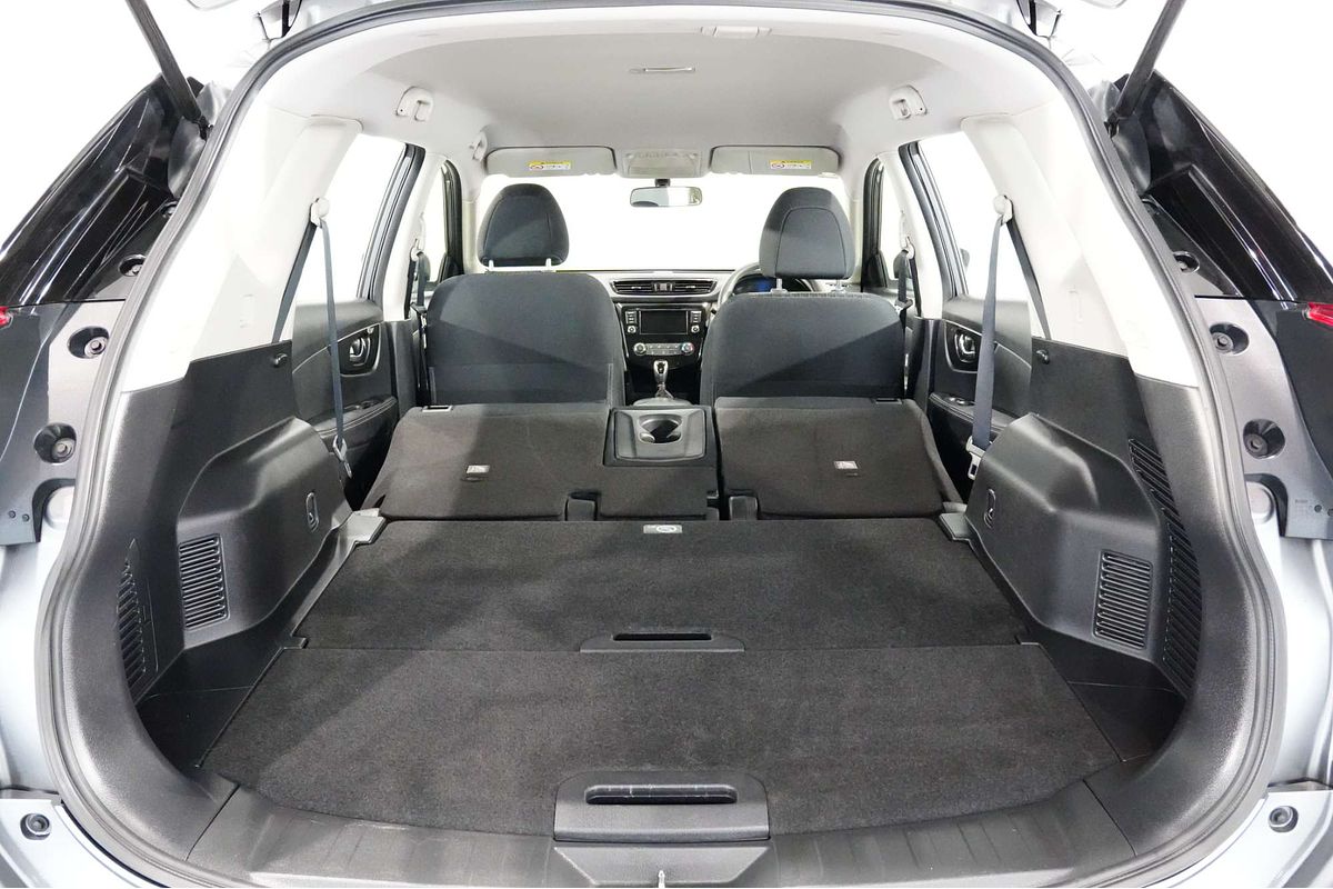 2022 Nissan X-TRAIL ST T32
