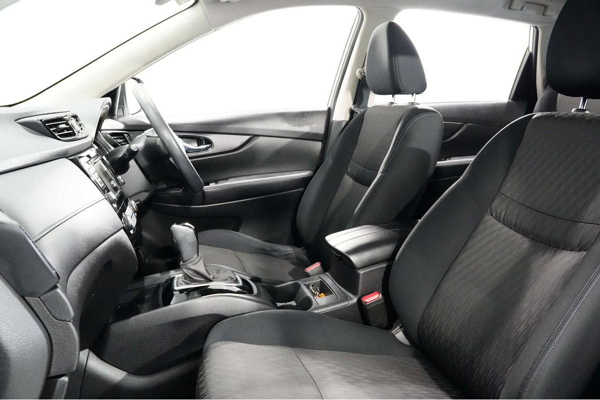 2021 Nissan X-TRAIL ST T32