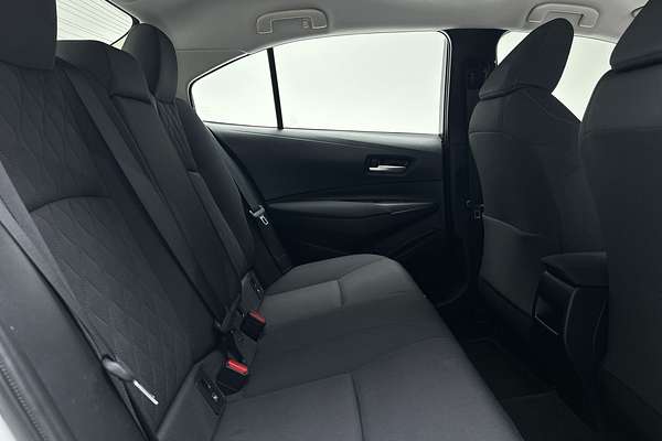 2020 Toyota Corolla Ascent Sport Hybrid ZWE211R thumb-11