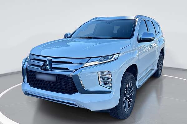 2023 Mitsubishi Pajero Sport GLS QF