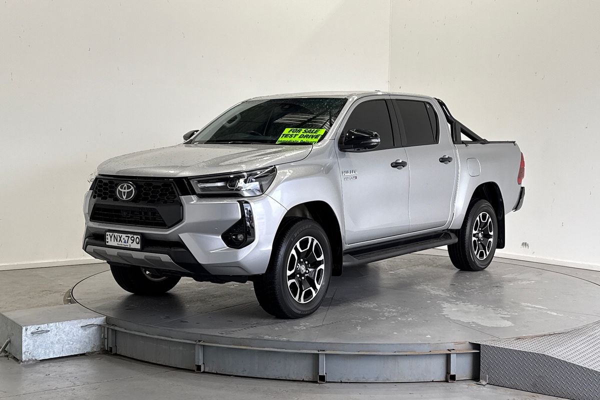 2023 Toyota Hilux SR5 GUN126R 4X4