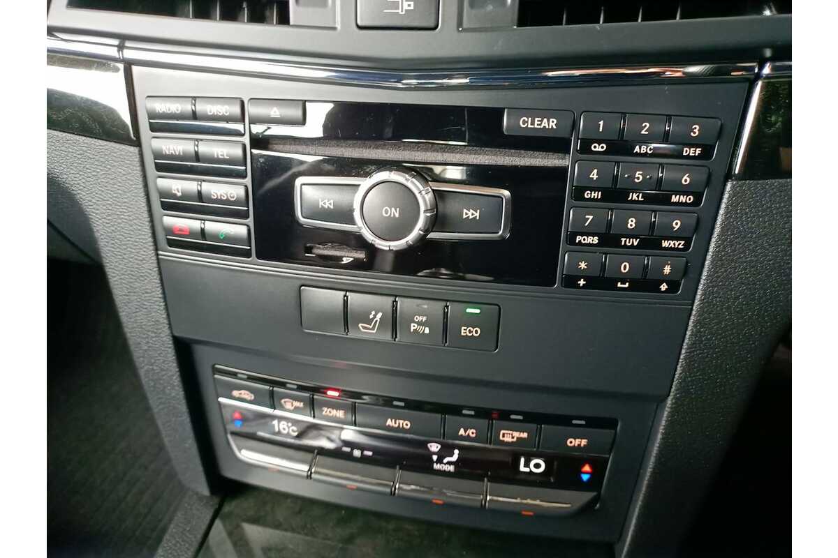 2012 Mercedes Benz E-Class E250 BlueEFFICIENCY Avantgarde A207