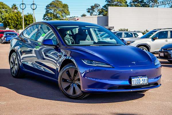 2025 Tesla Model 3 Rear-Wheel Drive