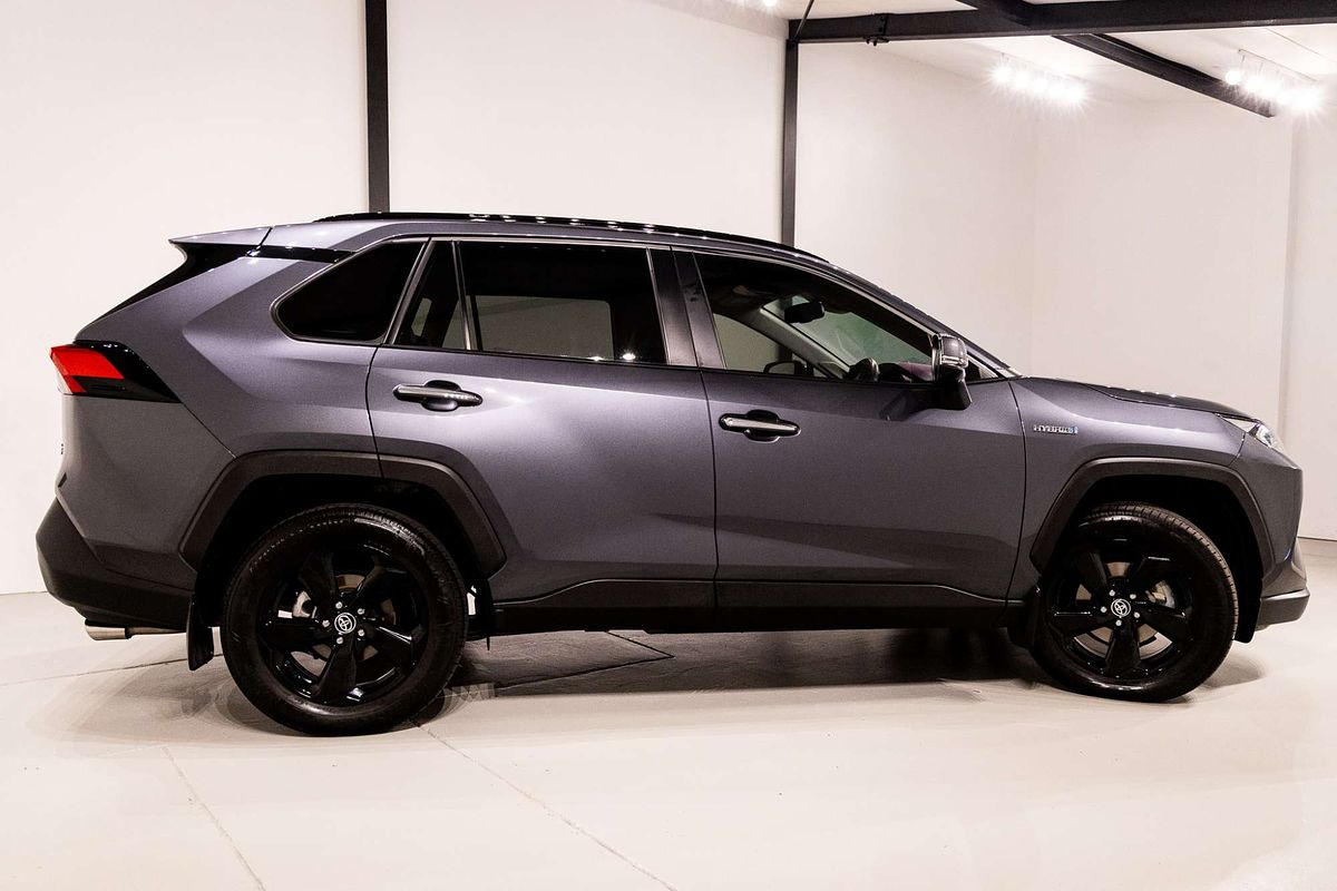 2020 Toyota RAV4 Cruiser AXAH52R