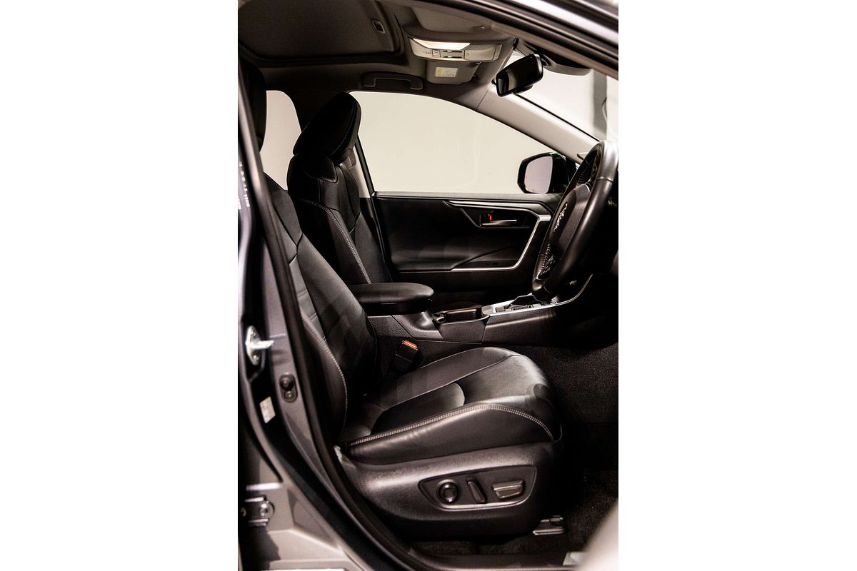 2020 Toyota RAV4 Cruiser AXAH52R