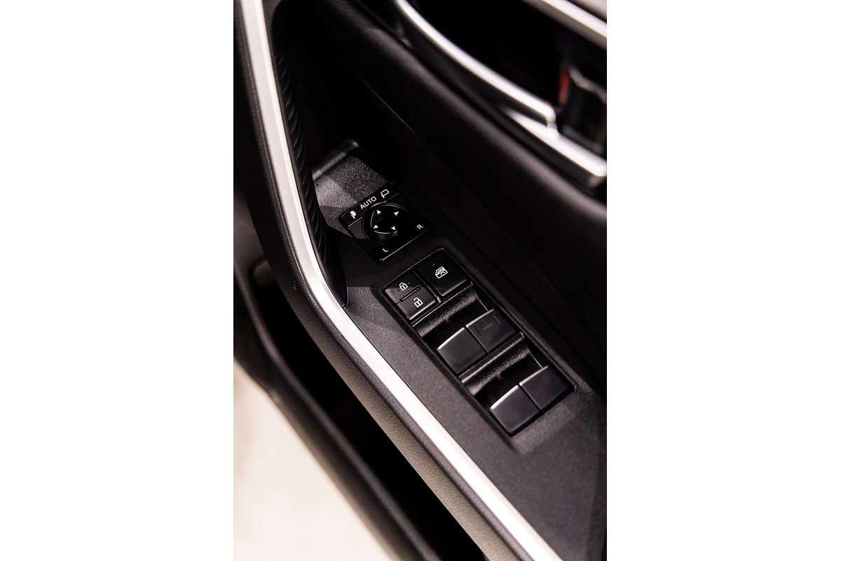 2020 Toyota RAV4 Cruiser AXAH52R