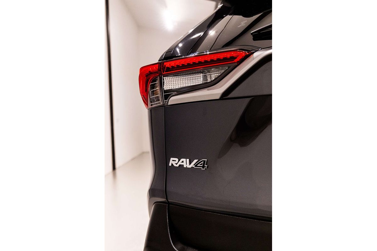 2020 Toyota RAV4 Cruiser AXAH52R
