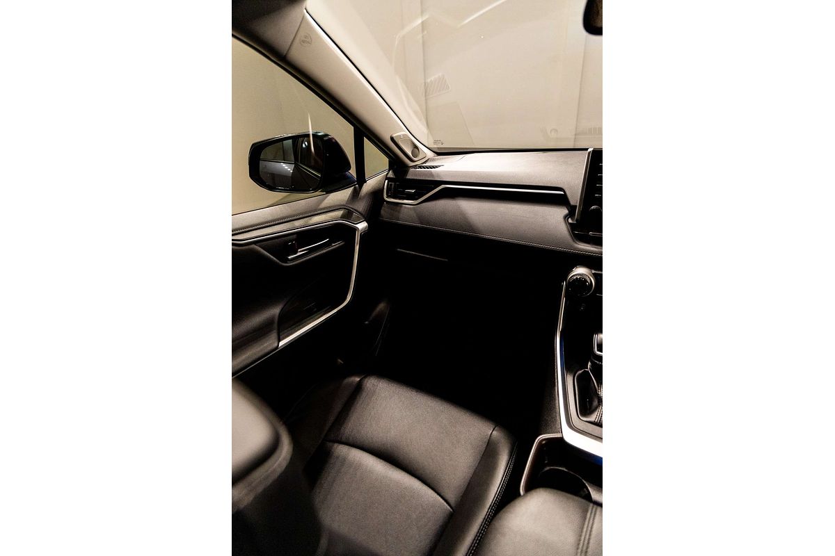 2020 Toyota RAV4 Cruiser AXAH52R