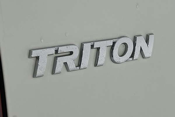 2020 Mitsubishi Triton GLX-R MR 4X4 thumb-21
