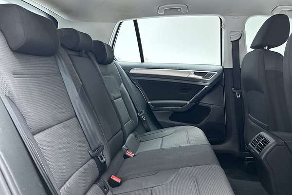 2016 Volkswagen Golf 92TSI Comfortline 7 thumb-11