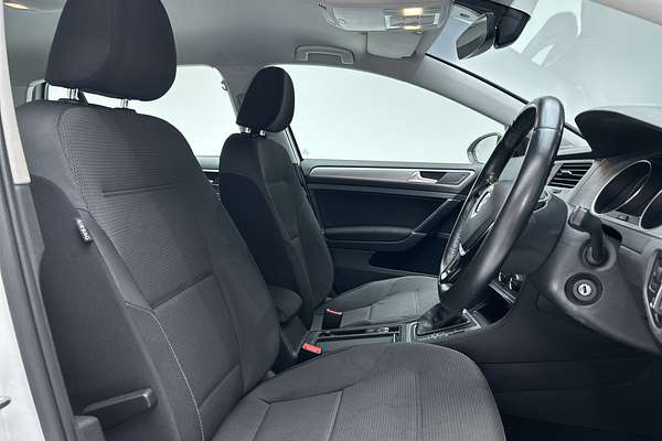 2016 Volkswagen Golf 92TSI Comfortline 7 thumb-12
